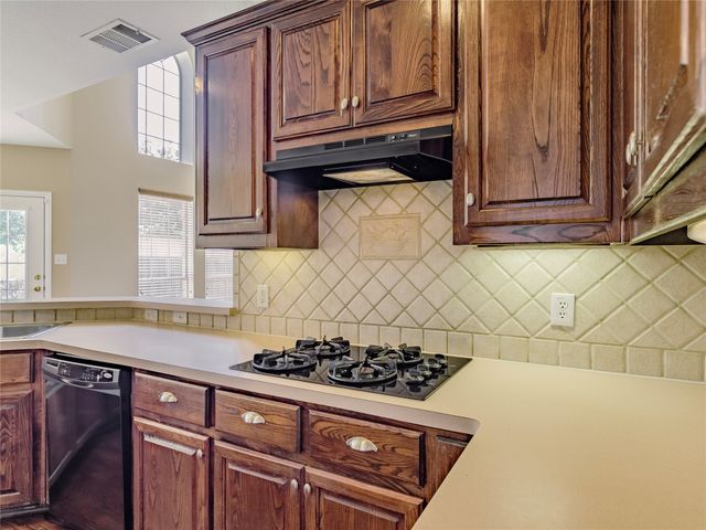1211 Limestone Creek Drive, Keller, TX 76248