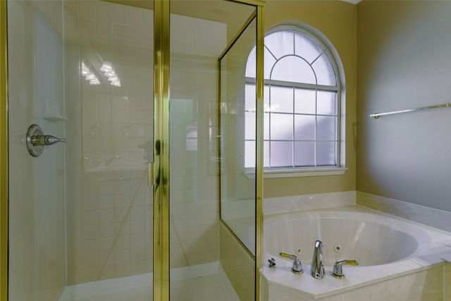 1211 Limestone Creek Drive, Keller, TX 76248