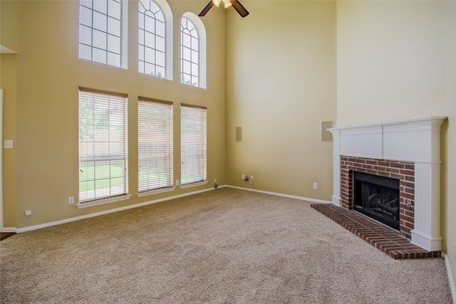1211 Limestone Creek Drive, Keller, TX 76248