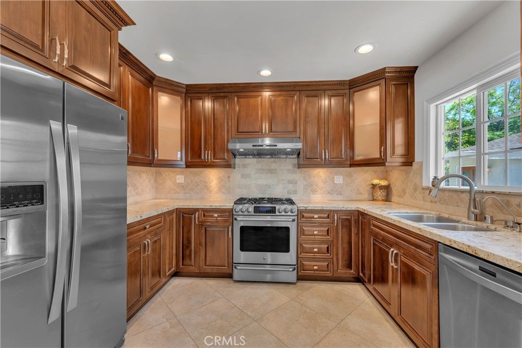 924 E Tujunga, Burbank, CA 91501 — photo 5