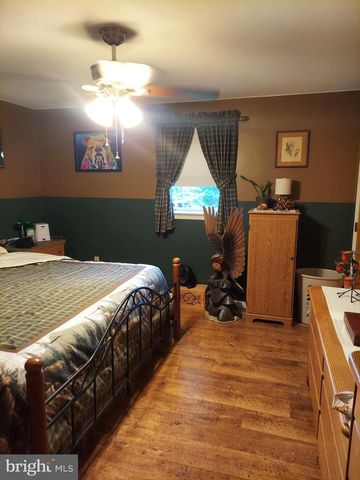 1892 WEAVERTOWN RD, Douglassville, PA 19518