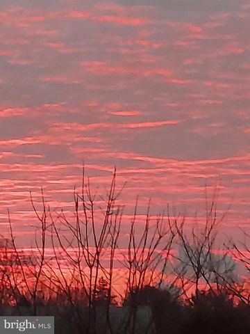 1892 WEAVERTOWN RD, Douglassville, PA 19518