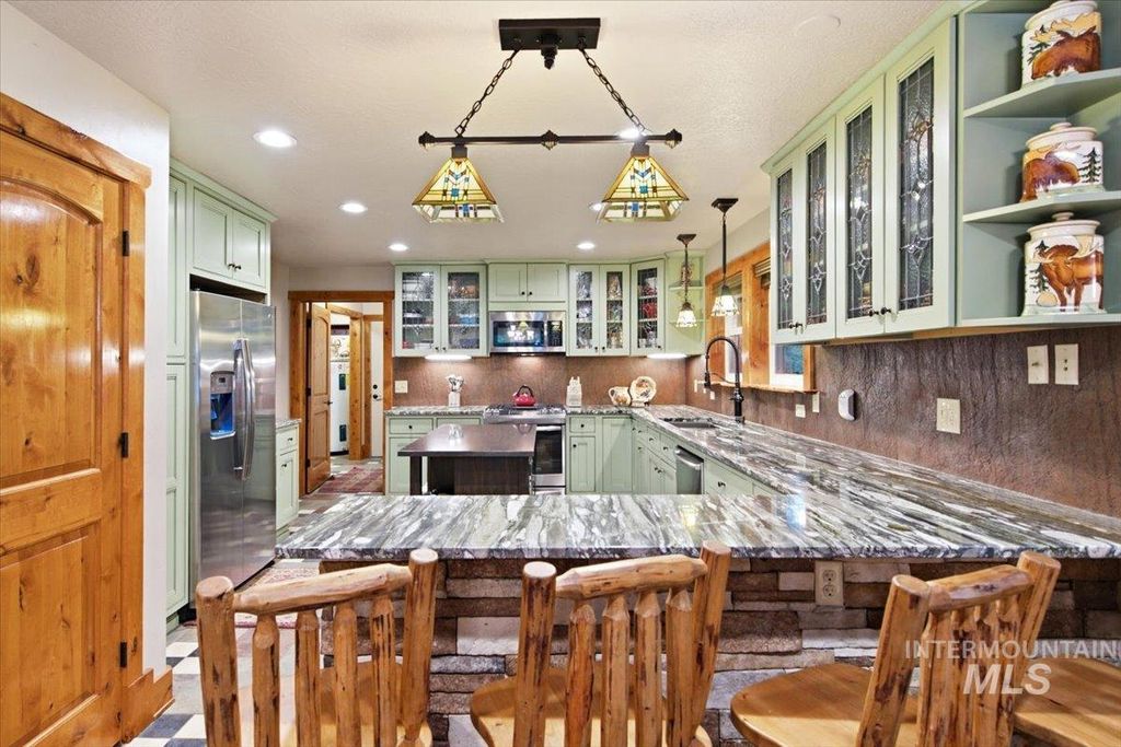 1029 Cee Way Loop, McCall, ID 83638 photo 3