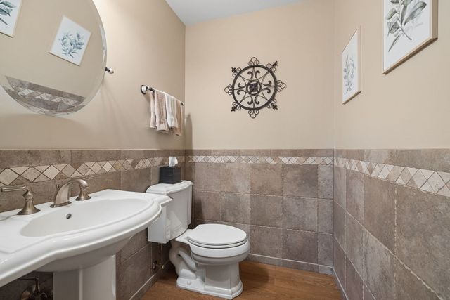 8130 Edgebrook Lane, Tinley Park, IL 60487