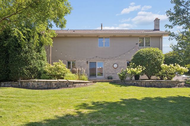8130 Edgebrook Lane, Tinley Park, IL 60487