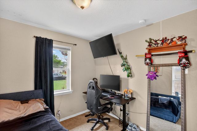 2231 Loyce Drive, Mesquite, TX 75149