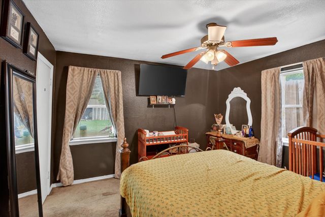 2231 Loyce Drive, Mesquite, TX 75149