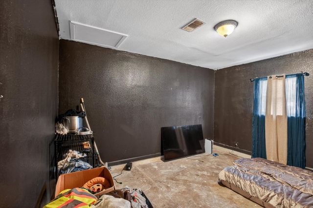 2231 Loyce Drive, Mesquite, TX 75149