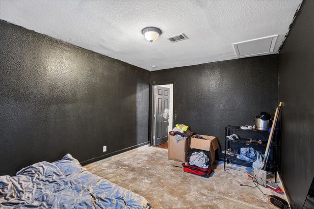 2231 Loyce Drive, Mesquite, TX 75149