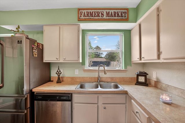 2231 Loyce Drive, Mesquite, TX 75149