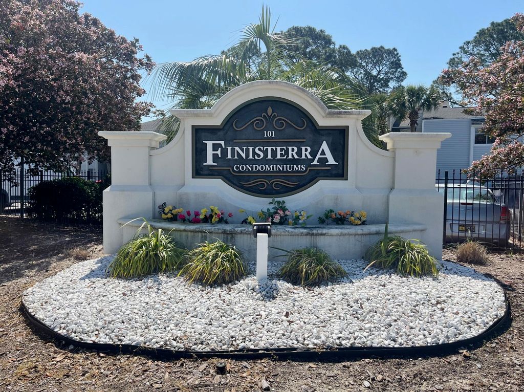 101 Old Ferry Road 37B, Shalimar, FL 32579