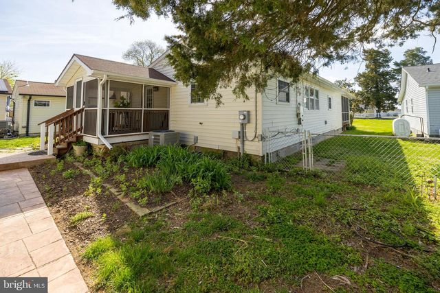 38338 POINT BREEZE RD, Coltons Point, MD 20626