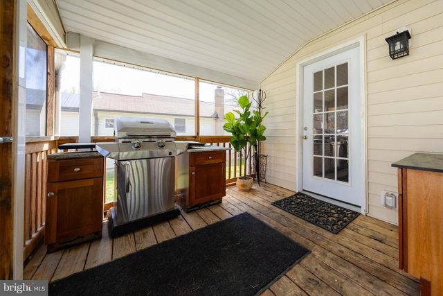 38338 POINT BREEZE RD, Coltons Point, MD 20626