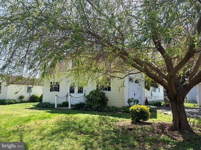 38338 POINT BREEZE RD, Coltons Point, MD 20626