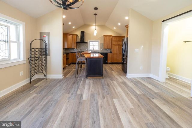 38338 POINT BREEZE RD, Coltons Point, MD 20626