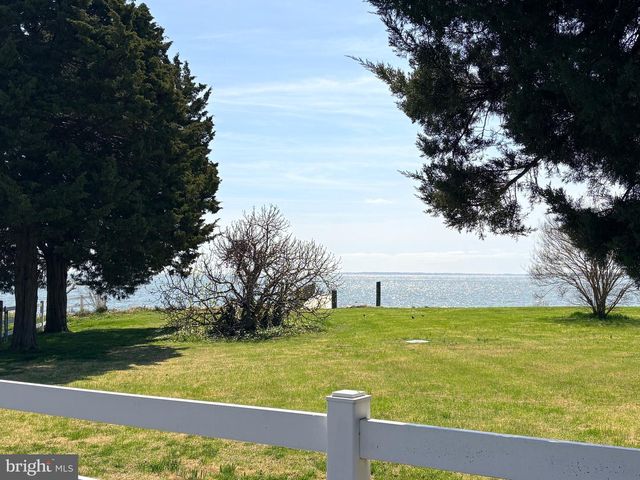 38338 POINT BREEZE RD, Coltons Point, MD 20626