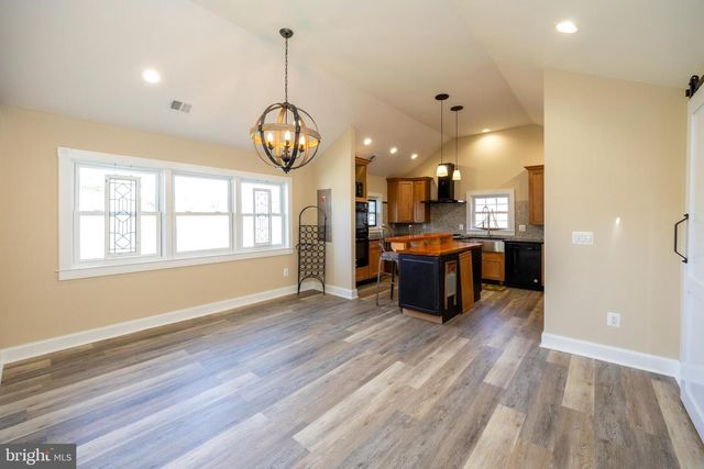 38338 POINT BREEZE RD, Coltons Point, MD 20626