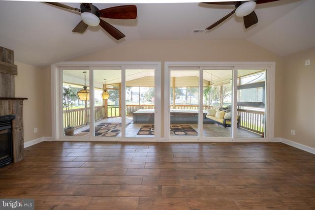 38338 POINT BREEZE RD, Coltons Point, MD 20626