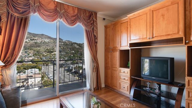 1155 N Brand Boulevard 1101, Glendale, CA 91202