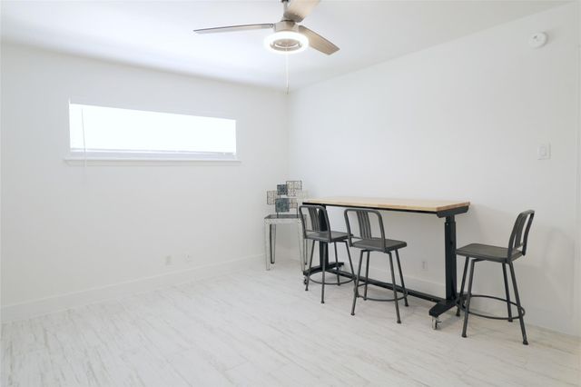 614 Kipling St Street B8, Houston, TX 77006