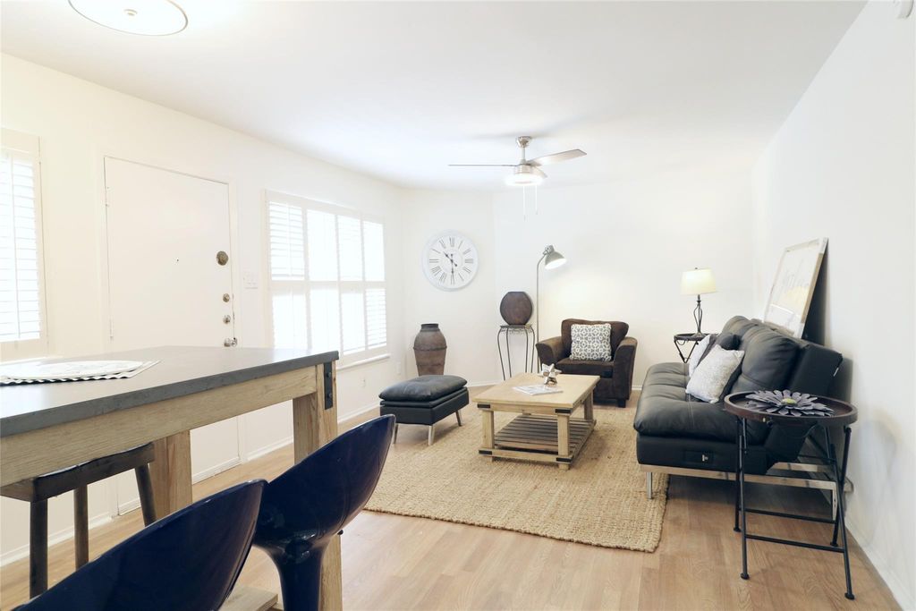 614 Kipling St Street B8, Houston, TX 77006