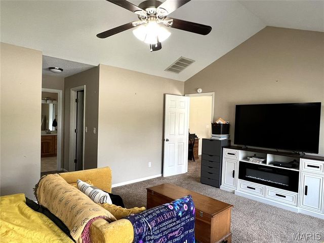 863 Marc Drive, Alton, IL 62002