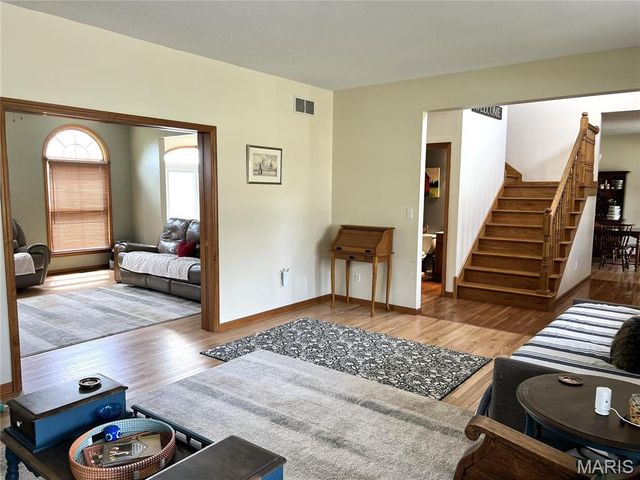 863 Marc Drive, Alton, IL 62002