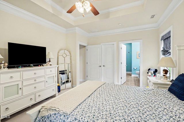 608 Sippihaw Oaks Drive, Fuquay Varina, NC 27526