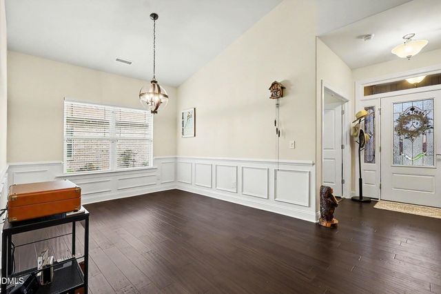 608 Sippihaw Oaks Drive, Fuquay Varina, NC 27526