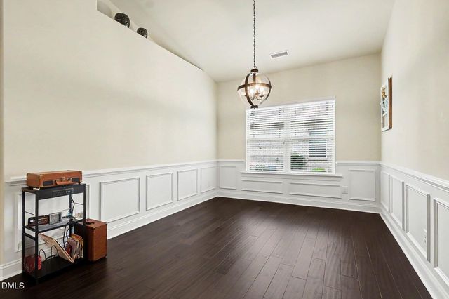 608 Sippihaw Oaks Drive, Fuquay Varina, NC 27526