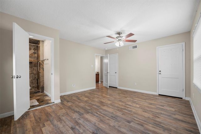 115 Marlin Avenue, Galveston, TX 77550