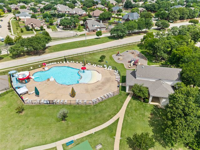 5404 Pecan Creek Circle, Fort Worth, TX 76244