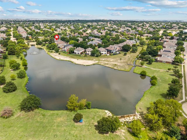 5404 Pecan Creek Circle, Fort Worth, TX 76244