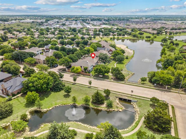 5404 Pecan Creek Circle, Fort Worth, TX 76244