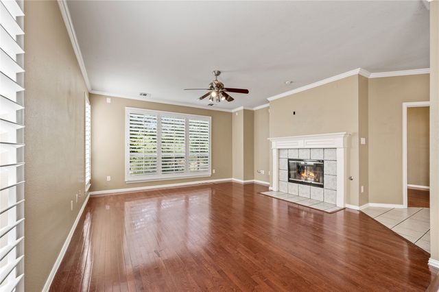 5404 Pecan Creek Circle, Fort Worth, TX 76244
