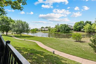 5404 Pecan Creek Circle, Fort Worth, TX 76244
