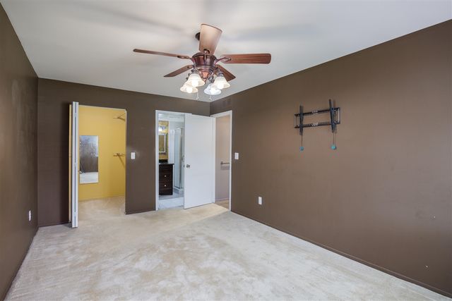 3835 Lone Pine Road 100, West Bloomfield, MI 48323