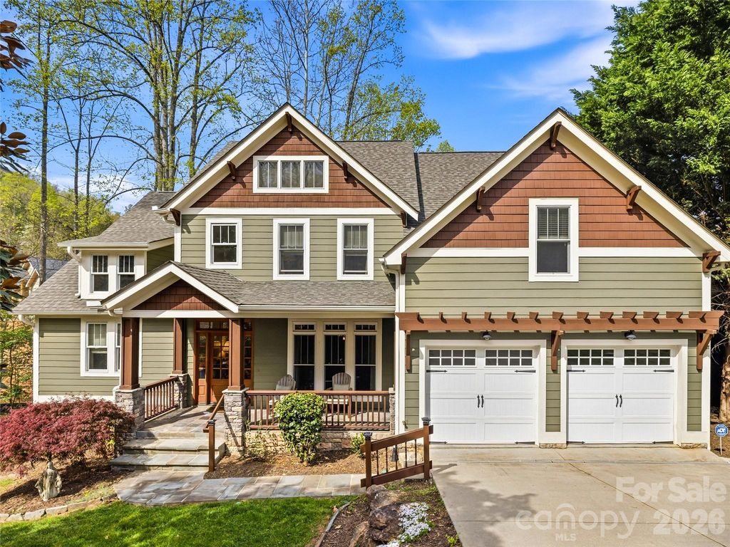 61 Village Pointe Lane, Asheville, NC 28803