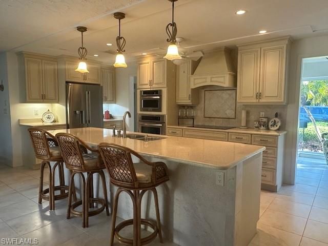 1261 Pine Ridge RD, Naples, FL 34108