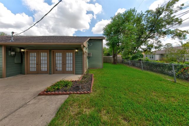 4914 Gammage Street, Houston, TX 77021