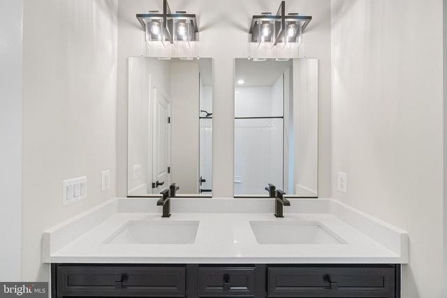 6547 CLUBHOUSE DR, Laurel, MD 20708