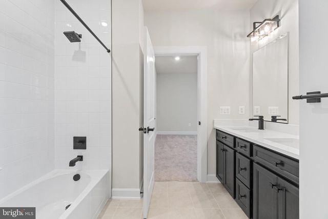 6547 CLUBHOUSE DR, Laurel, MD 20708