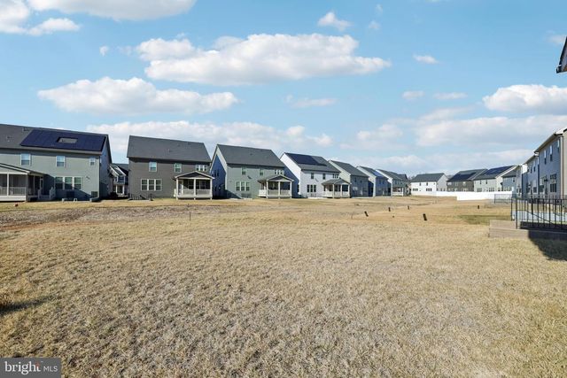 6547 CLUBHOUSE DR, Laurel, MD 20708