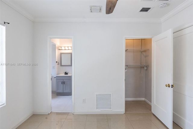 132 SW 2nd Ave, Hallandale Beach, FL 33009