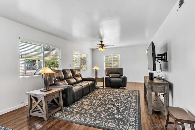 1509 Honey Hill, El Cajon, CA 92020