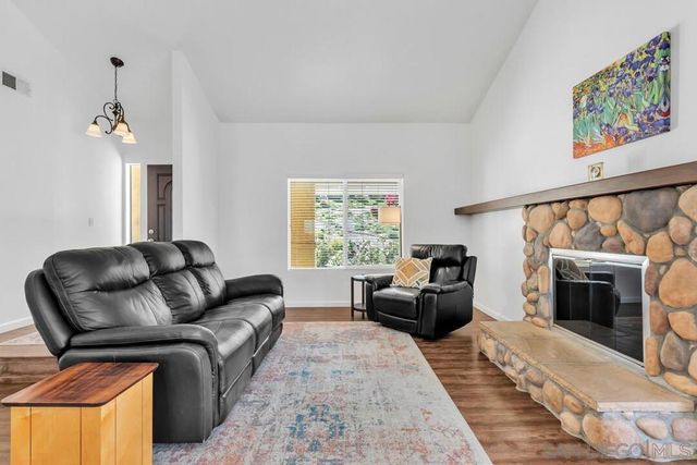 1509 Honey Hill, El Cajon, CA 92020