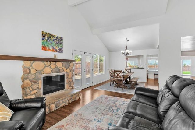 1509 Honey Hill, El Cajon, CA 92020