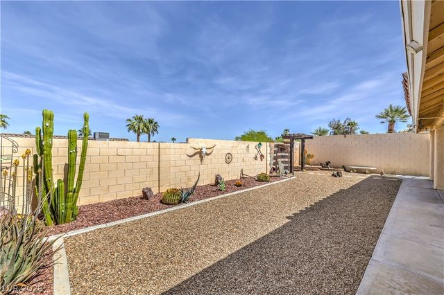 836 Holly Lake Way, Henderson, NV 89002