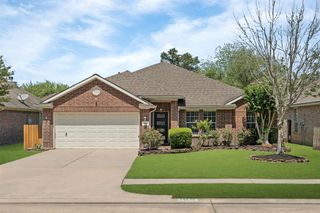 14526 Chestnut Falls Drive, Cypress, TX 77433