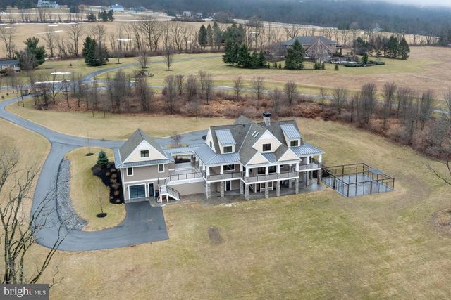 373 W CRESTVIEW AVE, Boalsburg, PA 16827